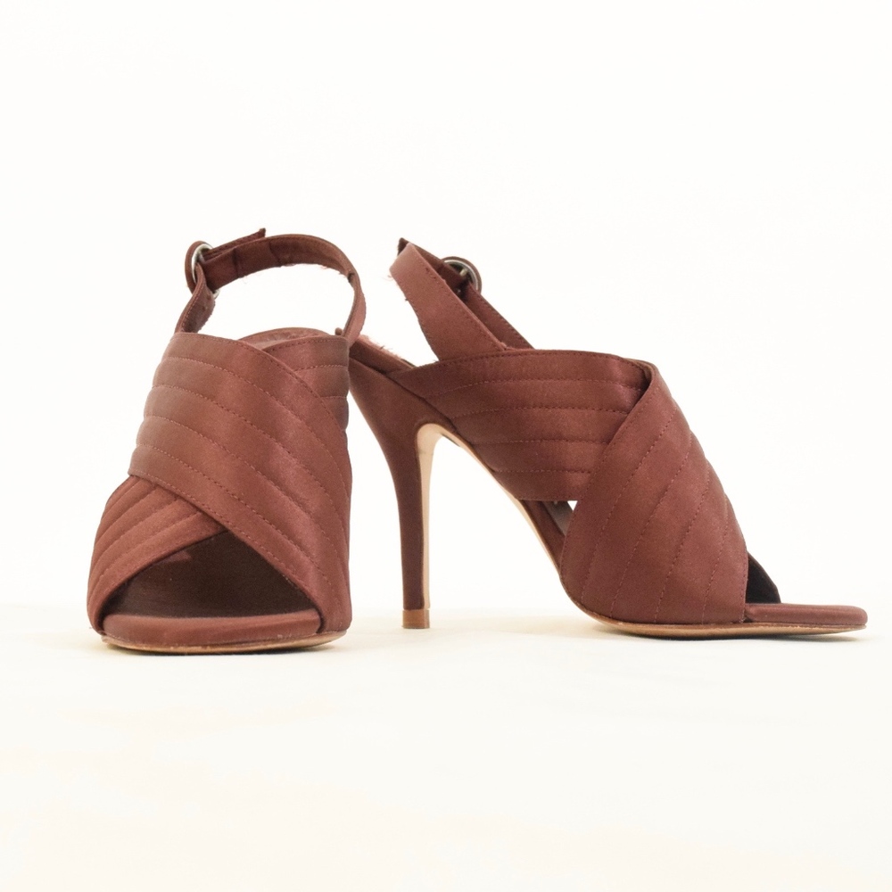❌SOLD❌ZARA Burgundy Satin Sling-Back Pumps - Picture 3 of 7